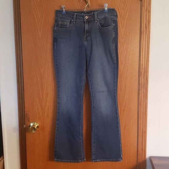 EUC Levi's Womens Boot Leg Jeans - 30" x 29" - Picture 9 of 10